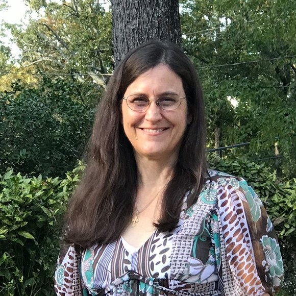 Profile Picture of Christina Demichele (@christinademich) on Poshmark