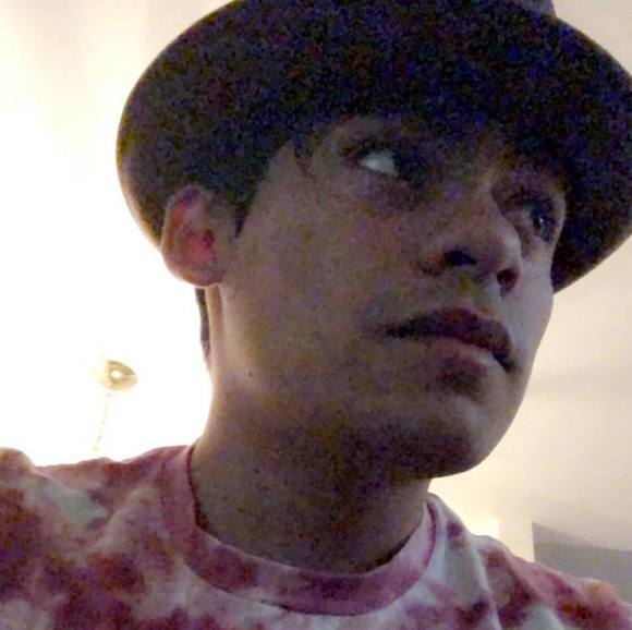 Profile Picture of Mario Alarcon (@mario_alarcon) on Poshmark