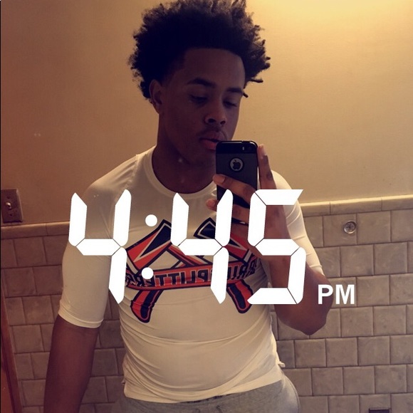 Jamal Long - Poshmark Profile Picture of Jamal Long (@mallyg99) on Poshmark