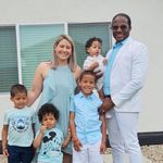 Ashley & Lindsey Head - Instagram Profile Picture of Ashley & Lindsey Head (@bossparents) on Instagram