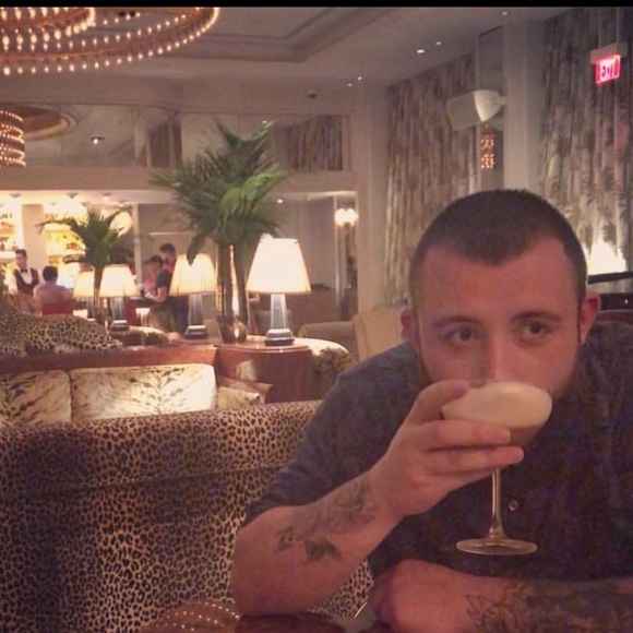 Profile Picture of Mark Hartnett (@mark_hartnett) on Poshmark