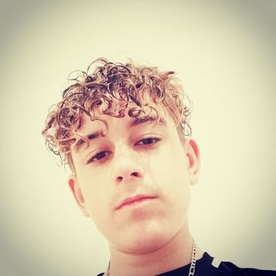 Profile Picture of Tom Chaussé (@ChausseTom) on Twitter