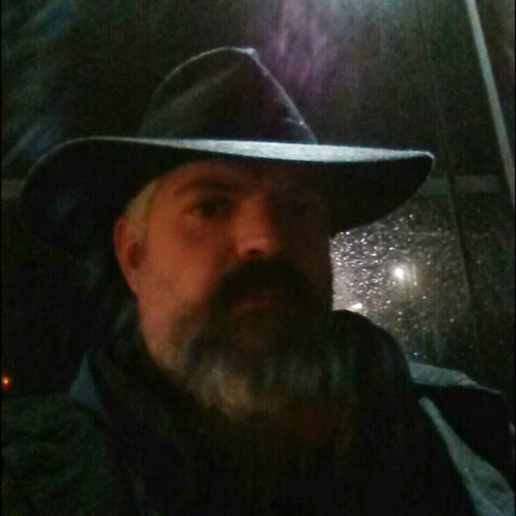 Profile Picture of Patrick Gerrity (@stoutwalker) on Poshmark