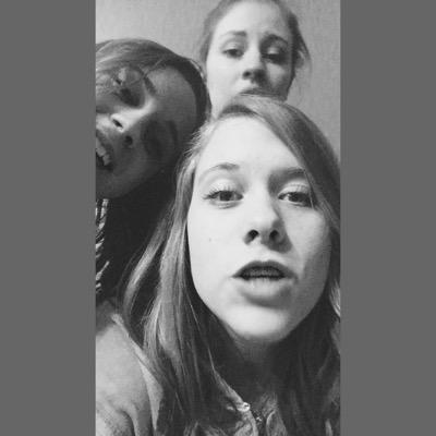 Profile Picture of Hannah (@hannaharch532) on Twitter