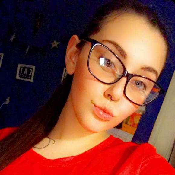 Profile Picture of Cierra Long (@ceecee66) on Poshmark