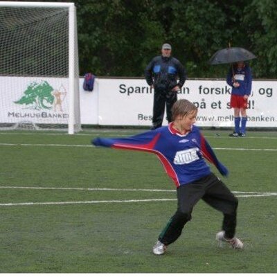 Profile Picture of Amund Vingelen (@tanboy93) on Twitter