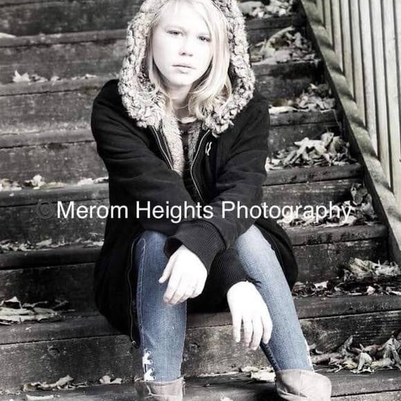 Profile Picture of Kristi Bonelli (@hspkmb) on Poshmark