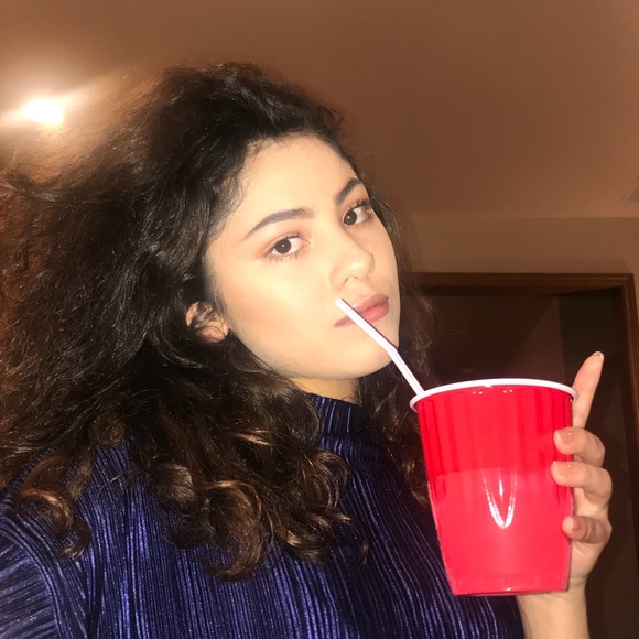 Profile Picture of Nicole Jenness (@coconut9919) on Poshmark