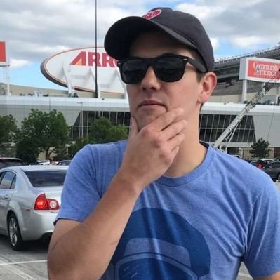 Profile Picture of Philip Gonzalez (@SleepyPhil9) on Twitter