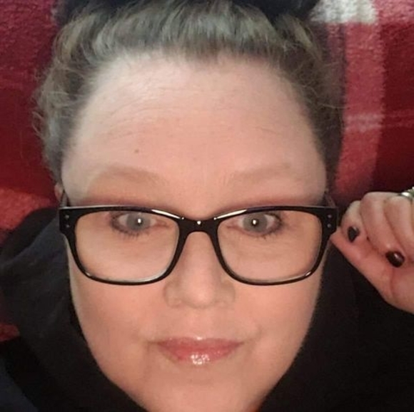 Profile Picture of Karen Hale mark haase (@thecabbageroses) on Poshmark