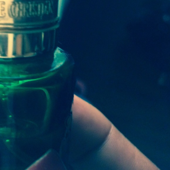 Profile Picture of Luvenia Holland (@coco12345678) on Poshmark