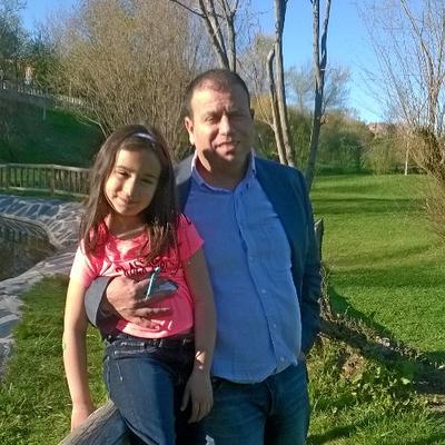 Profile Picture of Hassan El Haddadi Bo (@sarasrihssan) on Twitter