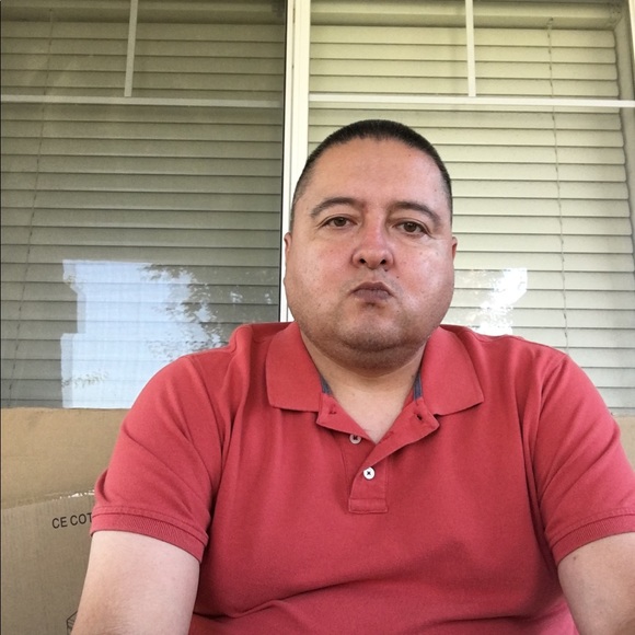 Profile Picture of Juan Calderon (@raven15699) on Poshmark