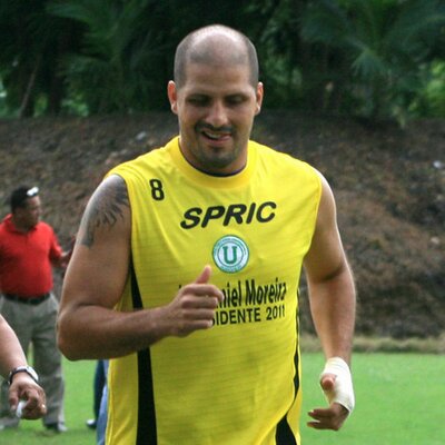 Profile Picture of Carlos Ramon Hidalgo (@ch_huancavilca) on Twitter
