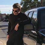 Profile Picture of Dustin Hanks (@dreaming_reject) on Instagram
