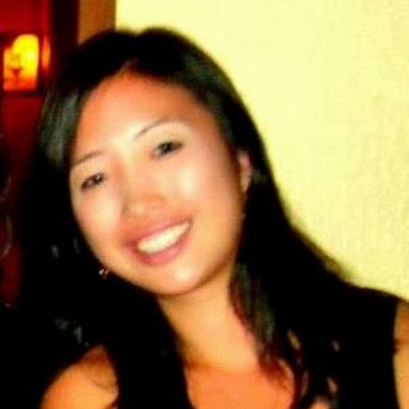 Profile Picture of Kate Malone (@kate571) on Poshmark