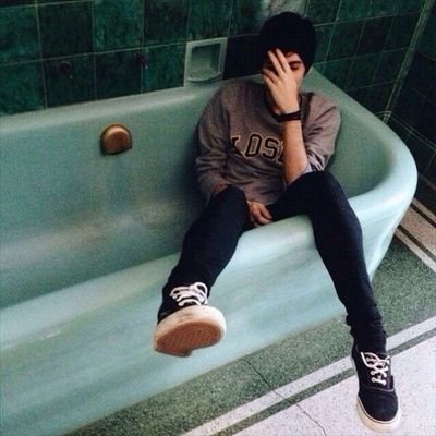 Profile Picture of Anton Rudenko (@AntonRudenko200) on Twitter