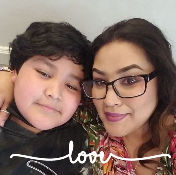 Profile Picture of Liz Armijo (@liz_armijo) on Poshmark