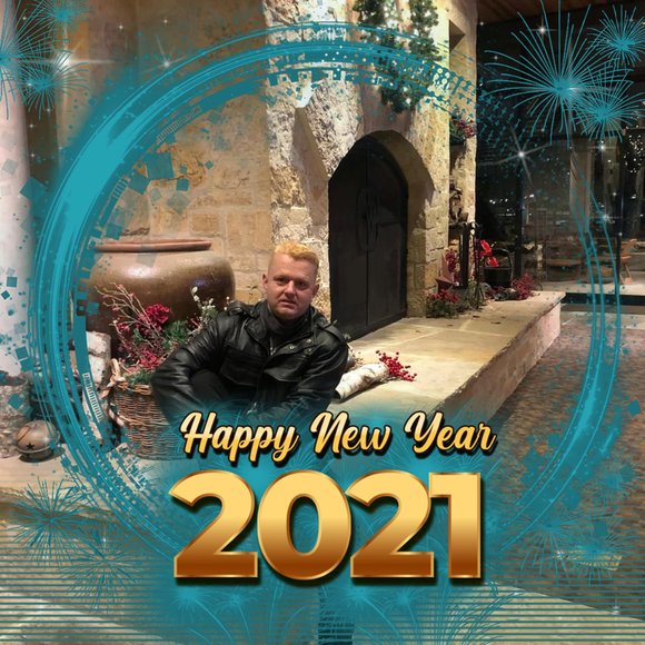 Profile Picture of Daniel Lion (@daniellion929) on Poshmark