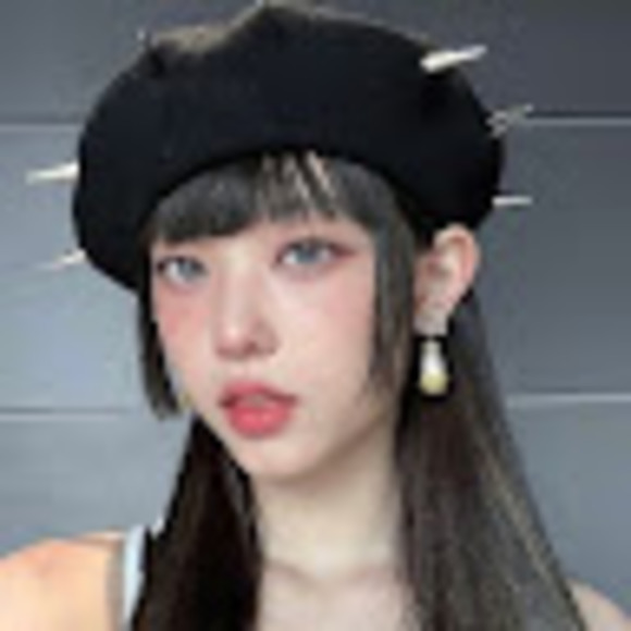 Profile Picture of Ava Ramirez (@rava4462) on Poshmark