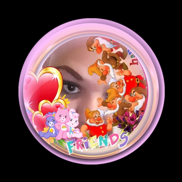 Profile Picture of Estrella Brillante (@estrellabrillan) on Poshmark