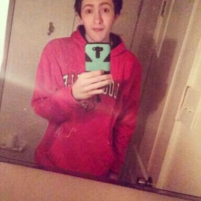 Profile Picture of Nathan Cluck (@Cluckyyyyyy) on Twitter