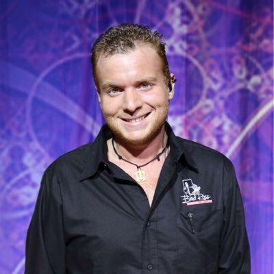 Profile Picture of Bryan Arney (@luckyblarney) on Twitter