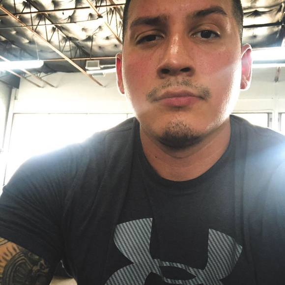 Profile Picture of Jromero Jromero (@jrrom3ro) on Poshmark