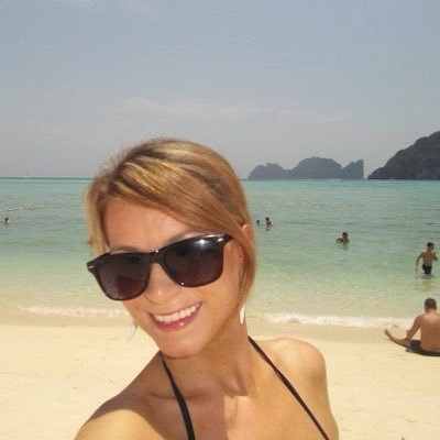 Profile Picture of Eileen Mullins (@TallCoffee) on Twitter