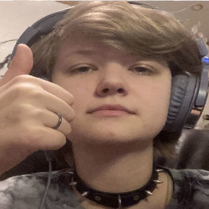 Profile Picture of Ben Jamin (@know_it_all_loser) on Tiktok