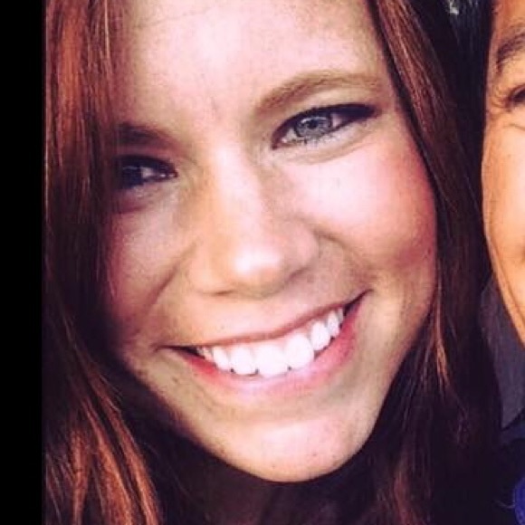 Profile Picture of Whitney Sanchez (@whitneysan) on Poshmark