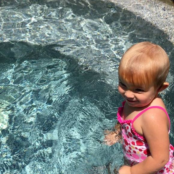 Profile Picture of Kimberly Dehler (@r6hottie) on Poshmark