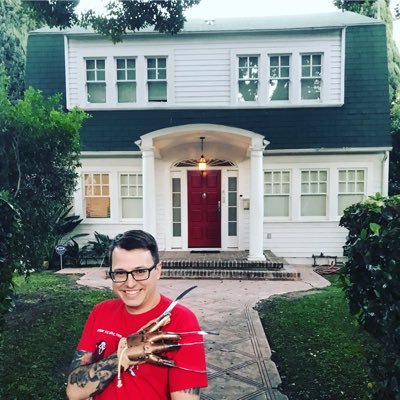 Profile Picture of Phantom Of The Mall (@AndrewBeirl) on Twitter
