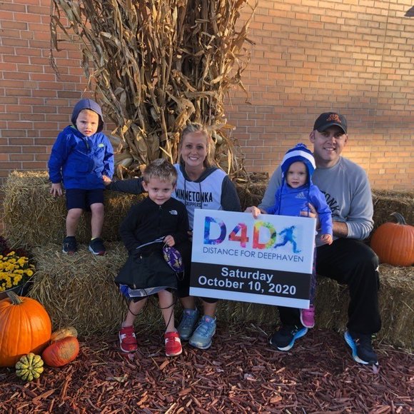 Jenny Gaard - Poshmark Profile Picture of Jenny Gaard (@jgaard) on Poshmark