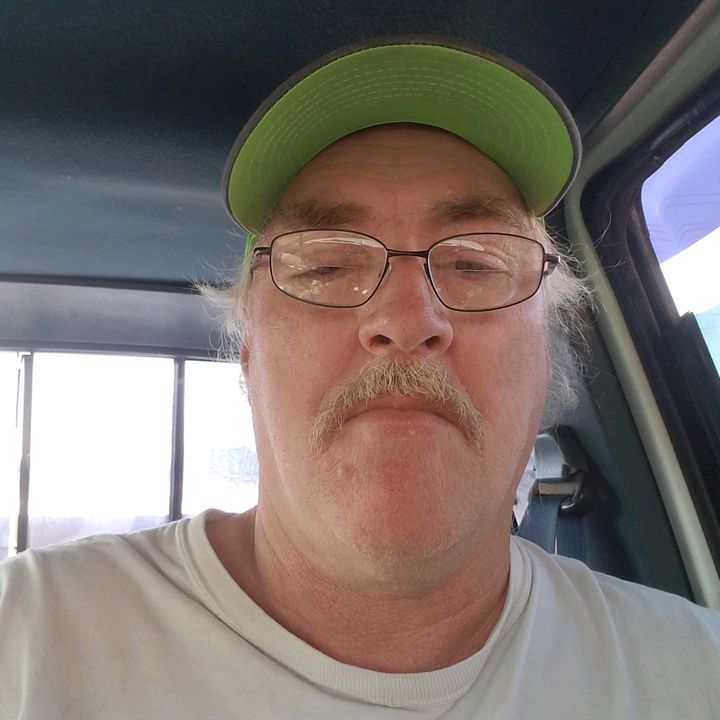 Profile Picture of Dale Woodruff (@pocket_62) on Tiktok