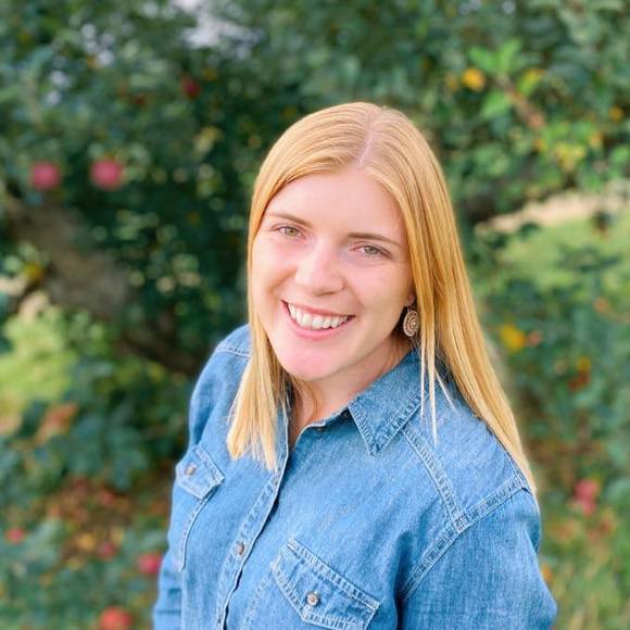 Profile Picture of Kayla Sauve (@kaylamarie1207) on Poshmark