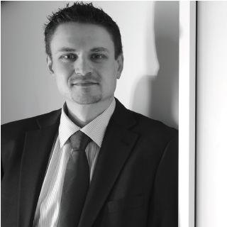 Profile Picture of Christian Nagel (@msggunnery) on Twitter