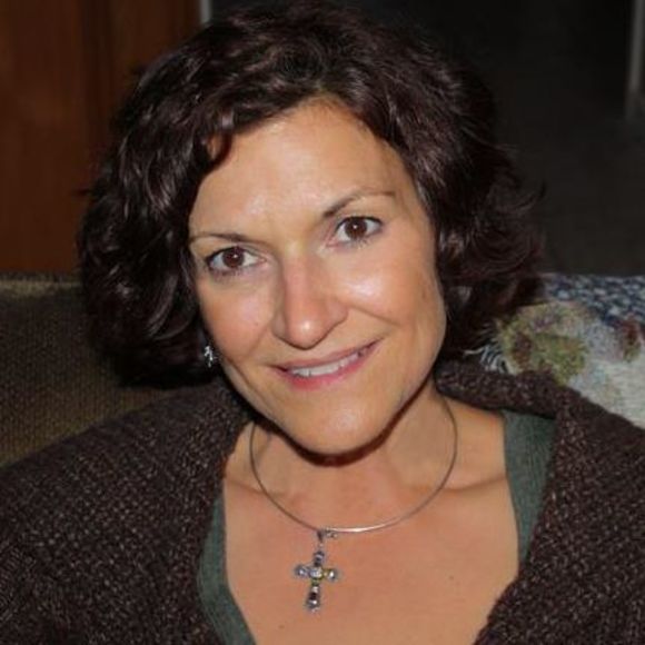 Profile Picture of Janet Ellis (@janetellis48) on Poshmark