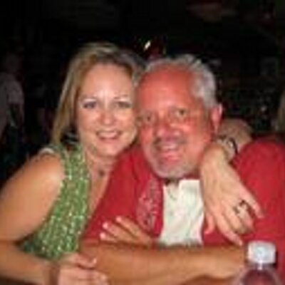 Profile Picture of Anne Gale Simpson (@twolous) on Twitter