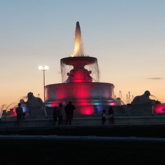 Profile Picture of Amy Amy (@amyamy448) on Poshmark