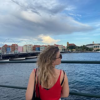 Profile Picture of Suzie (@suzannealberts) on Instagram