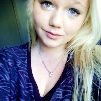 Profile Picture of Leah Hull (@LeahLhull) on Twitter