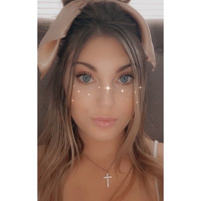 Profile Picture of Lexi (@AlexisArcher_) on Twitter