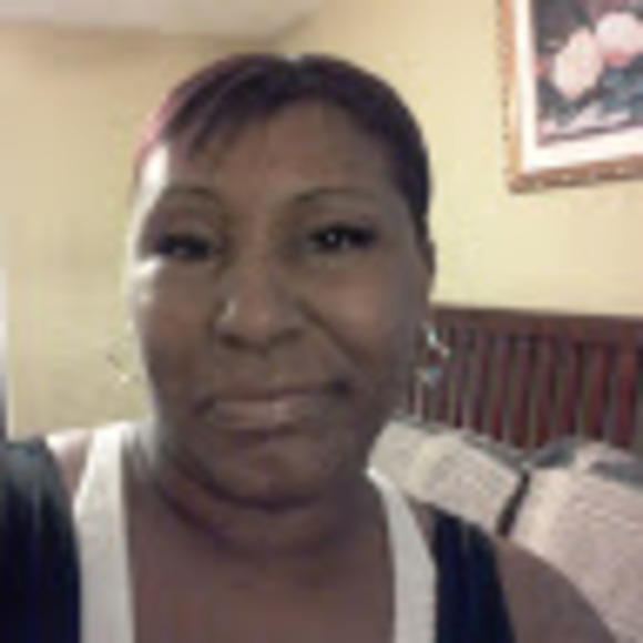 Profile Picture of Tanya Garner (@taztaina650) on Poshmark