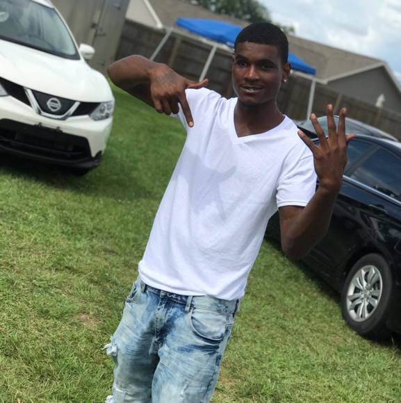 Profile Picture of Monterrio a. Hooker (@asapratchet11) on Poshmark