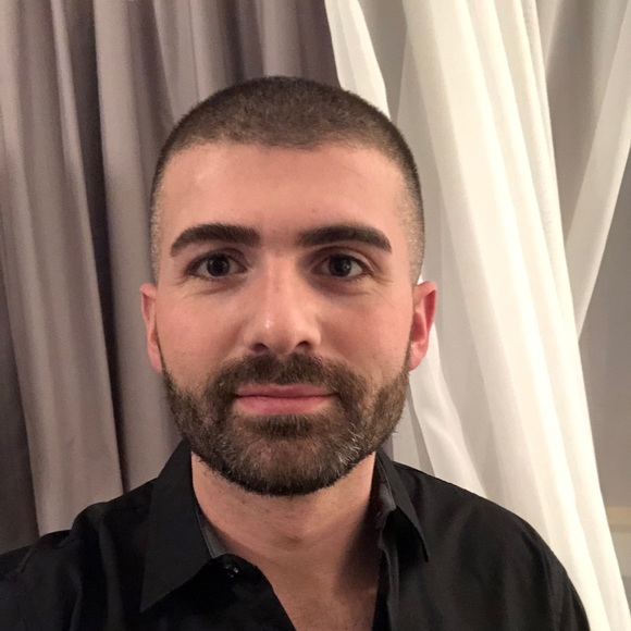 Profile Picture of Michael Parrinello (@mikep688) on Poshmark