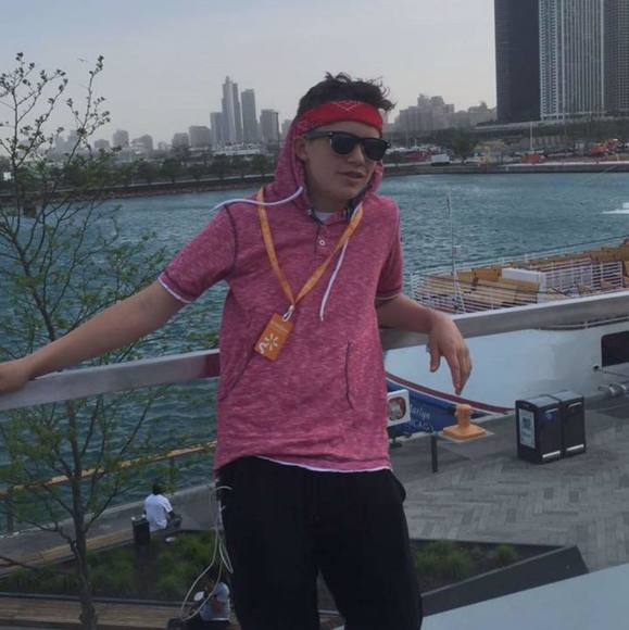 Profile Picture of Zachary Gill (@hooliganzach) on Poshmark