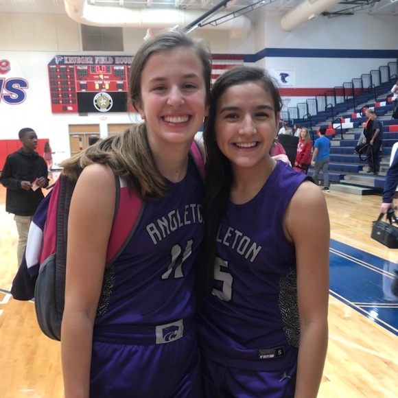 Profile Picture of Carolynn Stallman (@cvstallman) on Poshmark