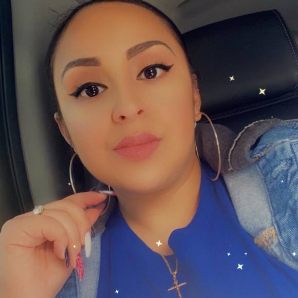 Profile Picture of Wanda Rodriguez (@shawttie) on Poshmark