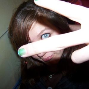 Profile Picture of Viola Schmidt (@vioooooooo) on Myspace